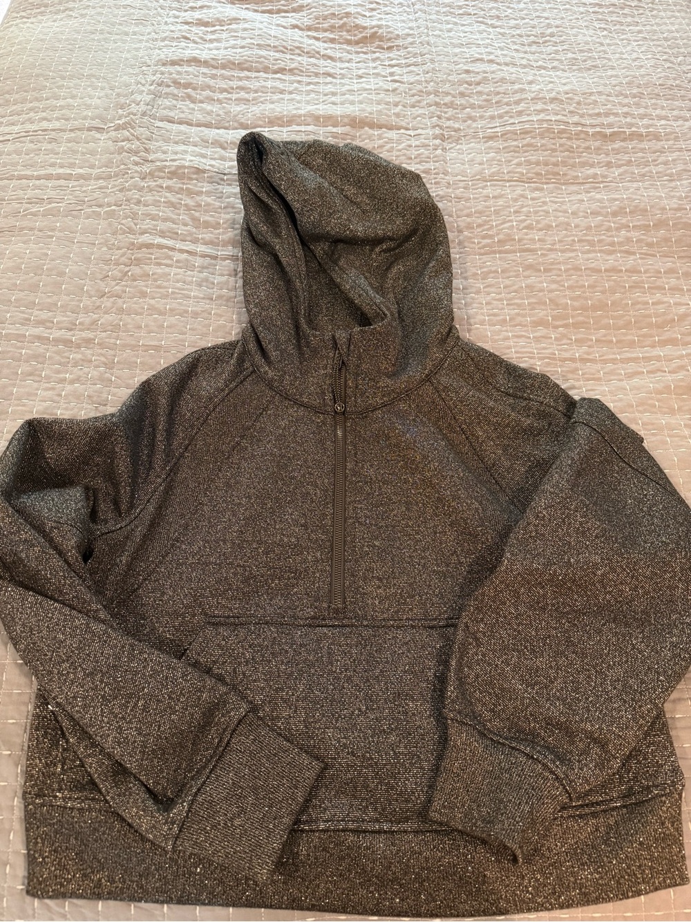 Lululemon sparkly cropped half zip hoodie